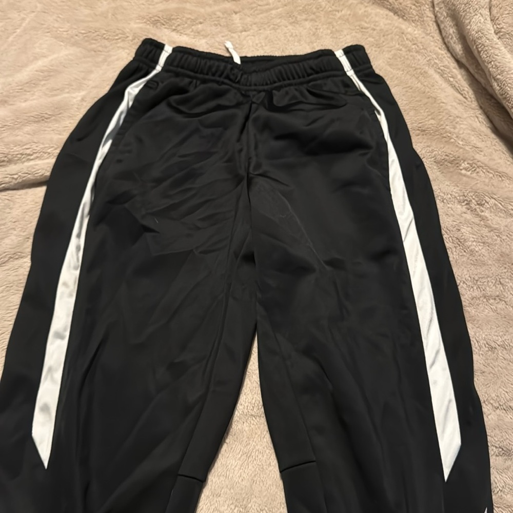 Nike joggers size YS